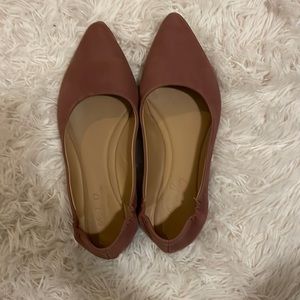 Marta Ray Point Flats